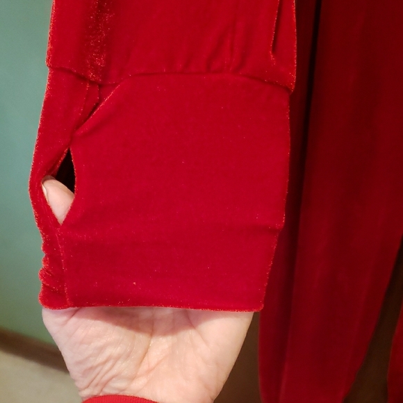 XL And Long Red Hooded Velour Zip-Up One Piece - Picture 6 of 13